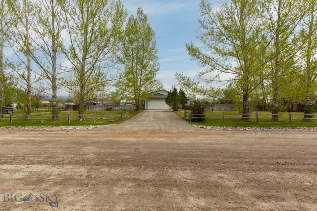 2525 Shatto Drive, Belgrade MT 59714