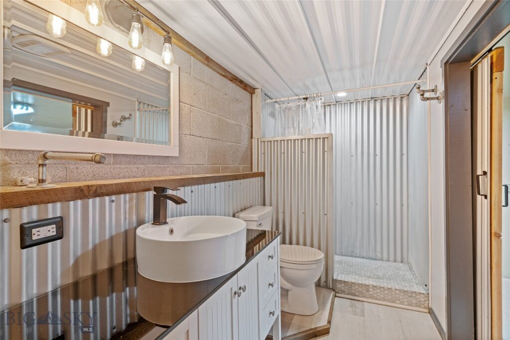 513 N G Street, Livingston MT 59047