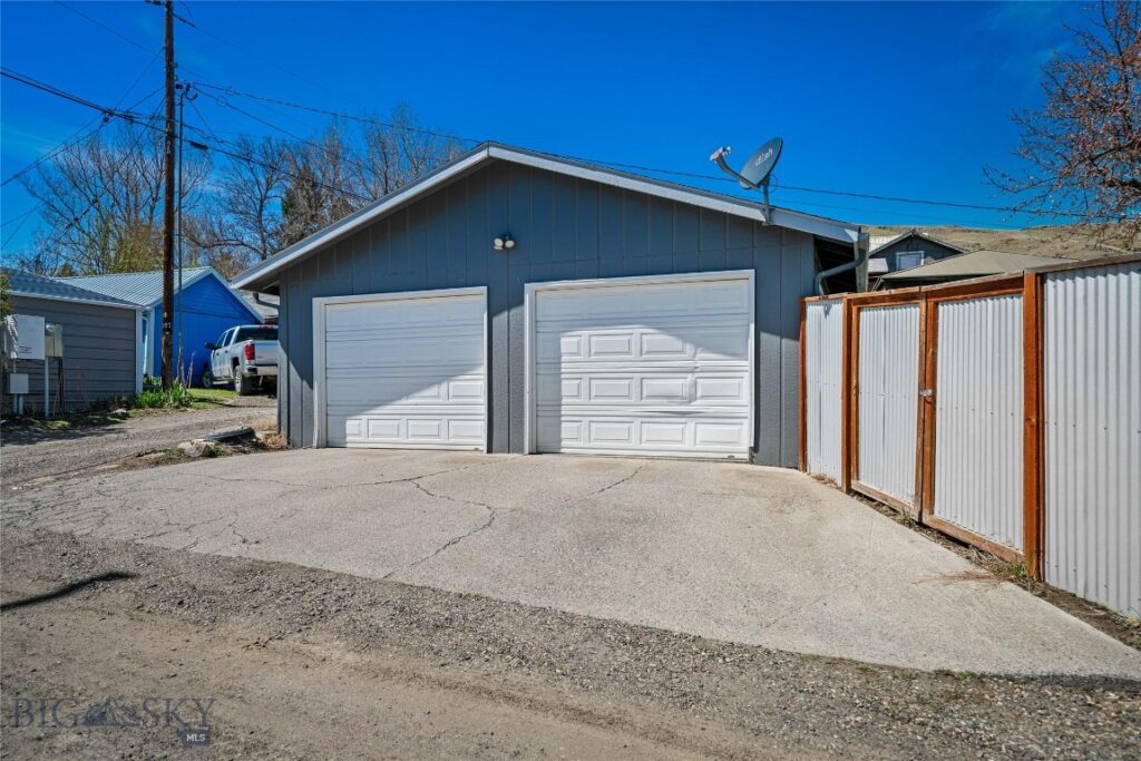 513 N G Street, Livingston MT 59047