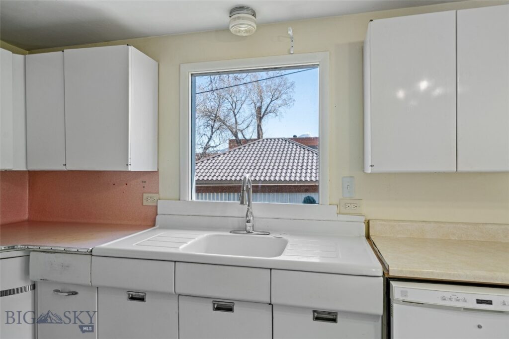 513 N G Street, Livingston MT 59047