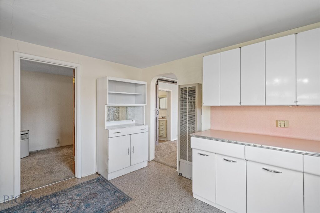 513 N G Street, Livingston MT 59047