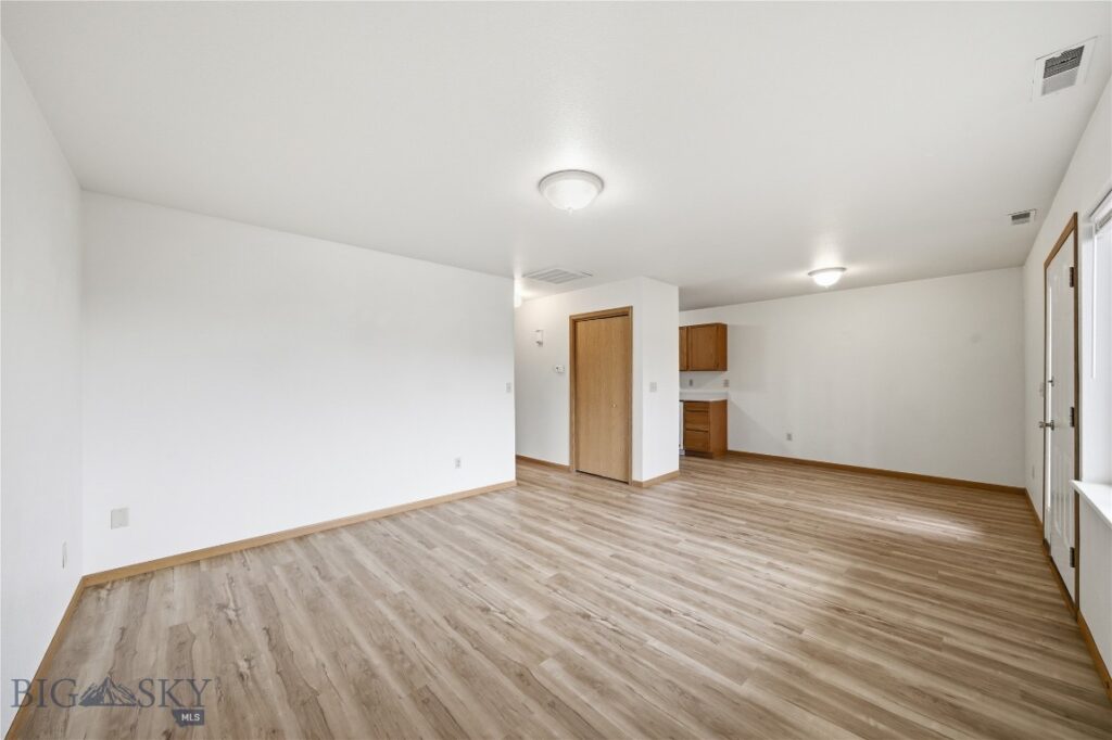 2401 Daws Drive, Bozeman MT 59718