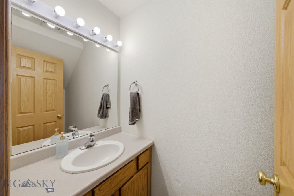 2401 Daws Drive, Bozeman MT 59718
