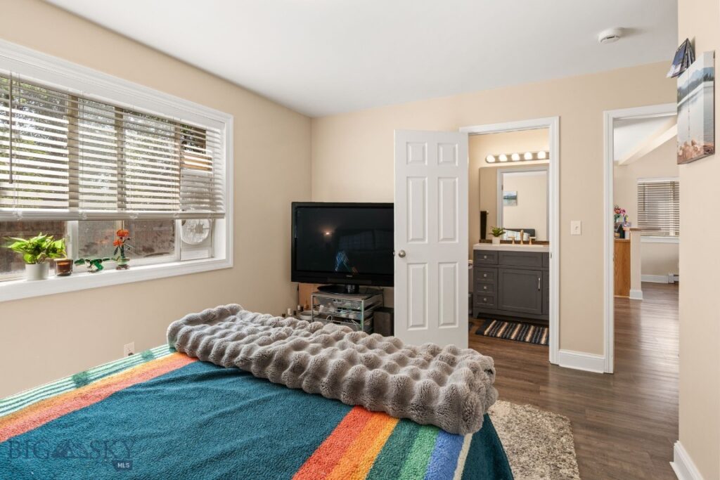 306 Golden Valley Drive, Bozeman MT 59718