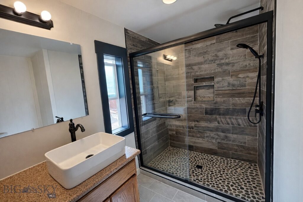 606 Meadow Circle, Belgrade MT 59714