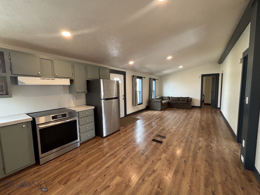 606 Meadow Circle, Belgrade MT 59714