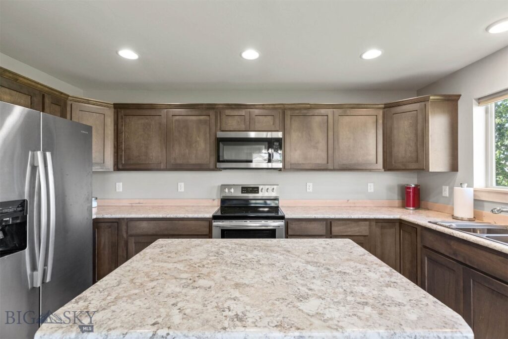 1607 Roundup Blvd, Belgrade MT 59714