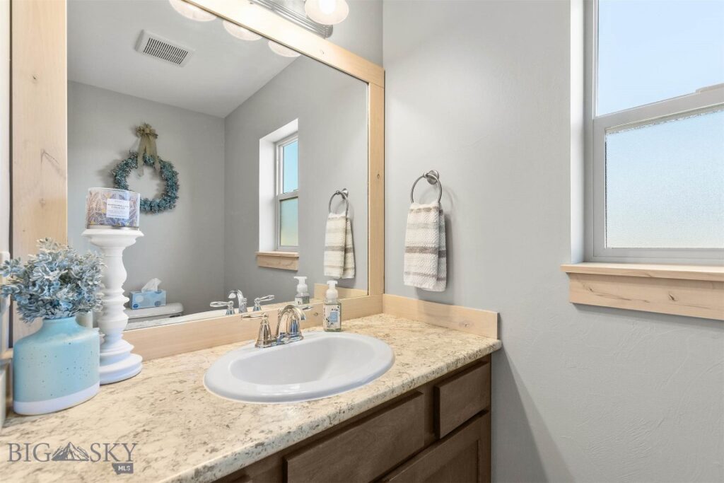 1607 Roundup Blvd, Belgrade MT 59714