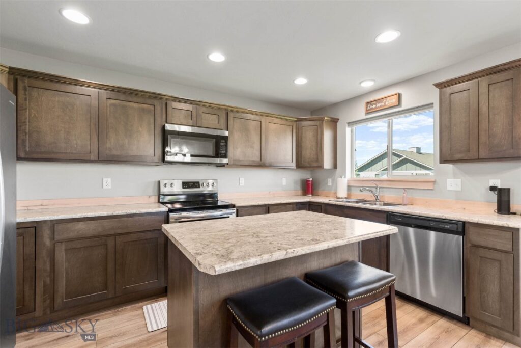 1607 Roundup Blvd, Belgrade MT 59714