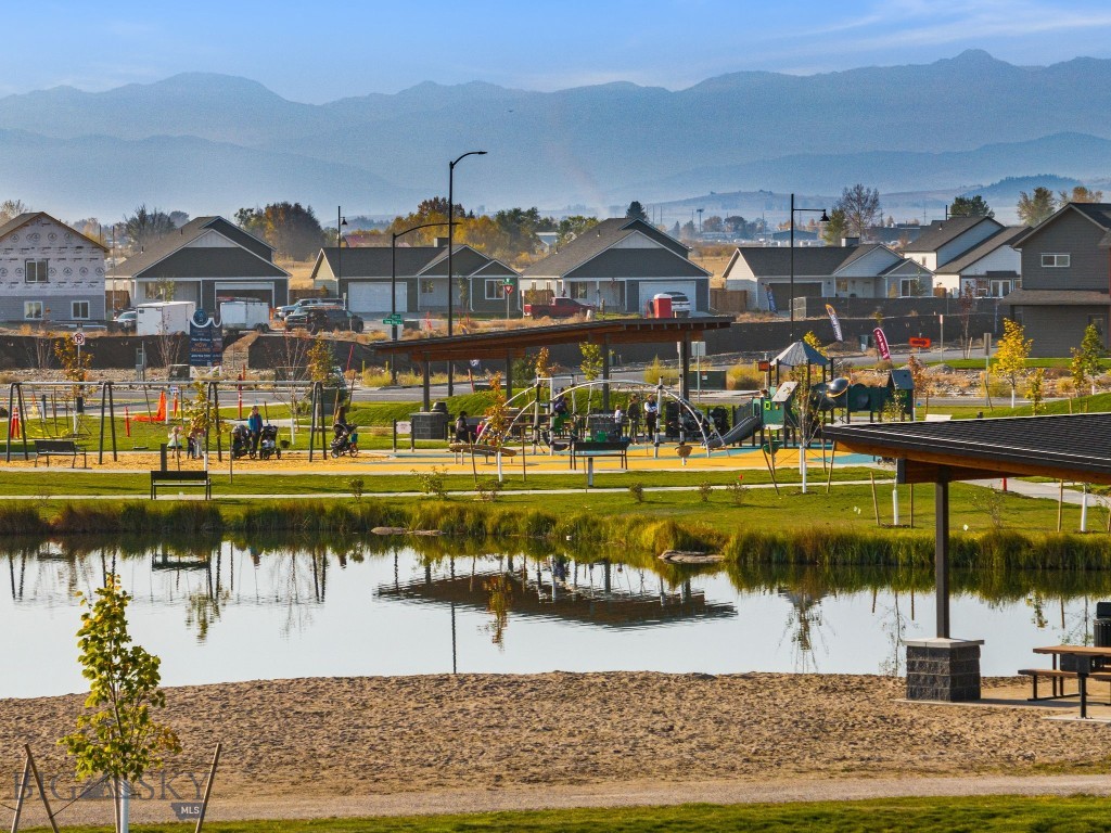 505 Reflector Road, Belgrade MT 59714