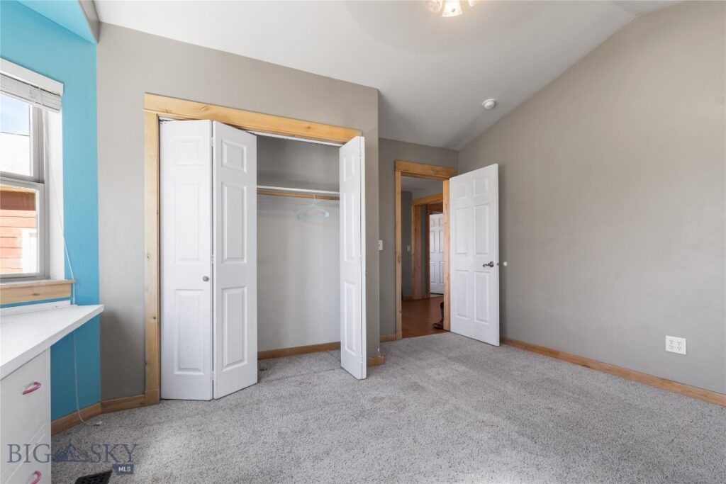 422 E River Rock Road, Belgrade MT 59714