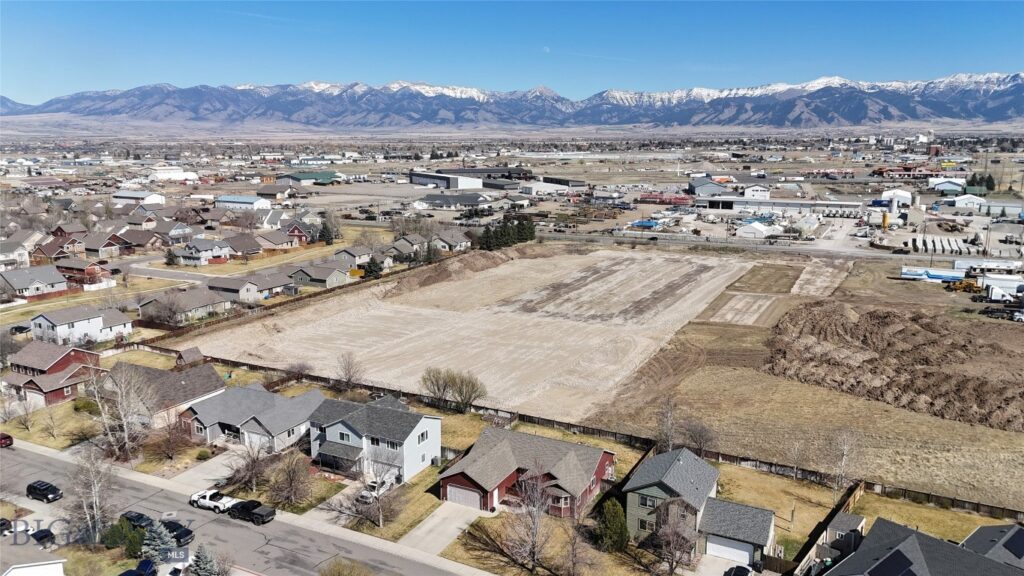 422 E River Rock Road, Belgrade MT 59714