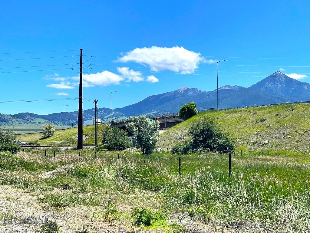 9 & 21 Rogers Lane, Livingston MT 59047