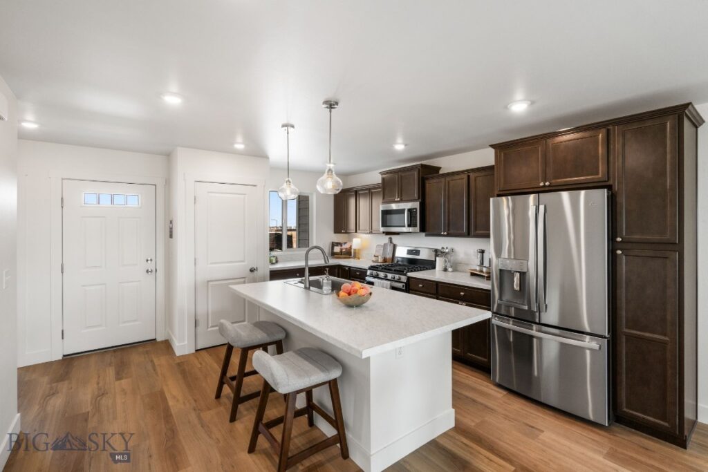 713 Spaniel Lane, Belgrade MT 59714