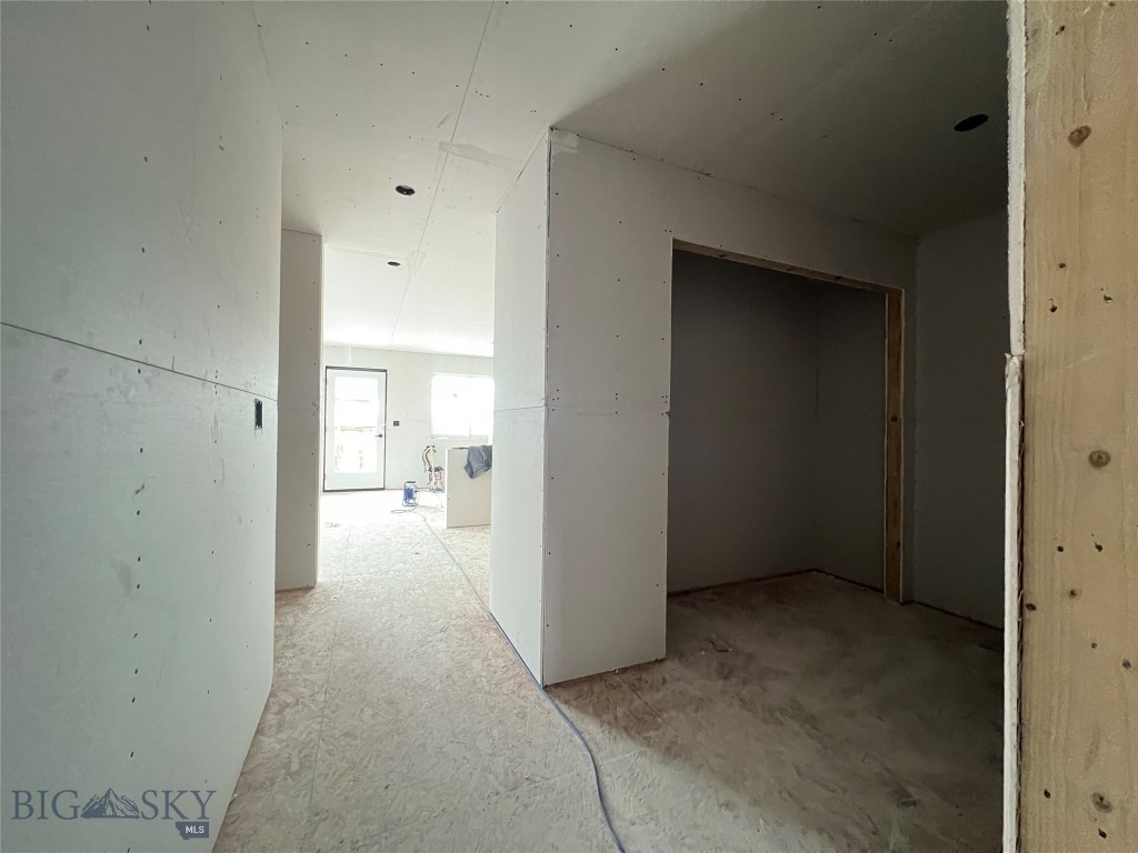 1201 Westwood Circle, Belgrade MT 59714