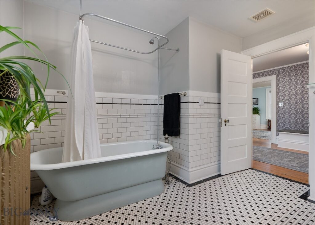 509 S Tracy Avenue, Bozeman MT 59715