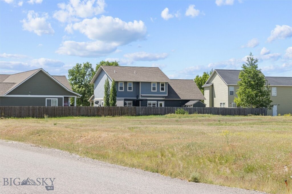 1410 Wyoming Street, Belgrade MT 59714