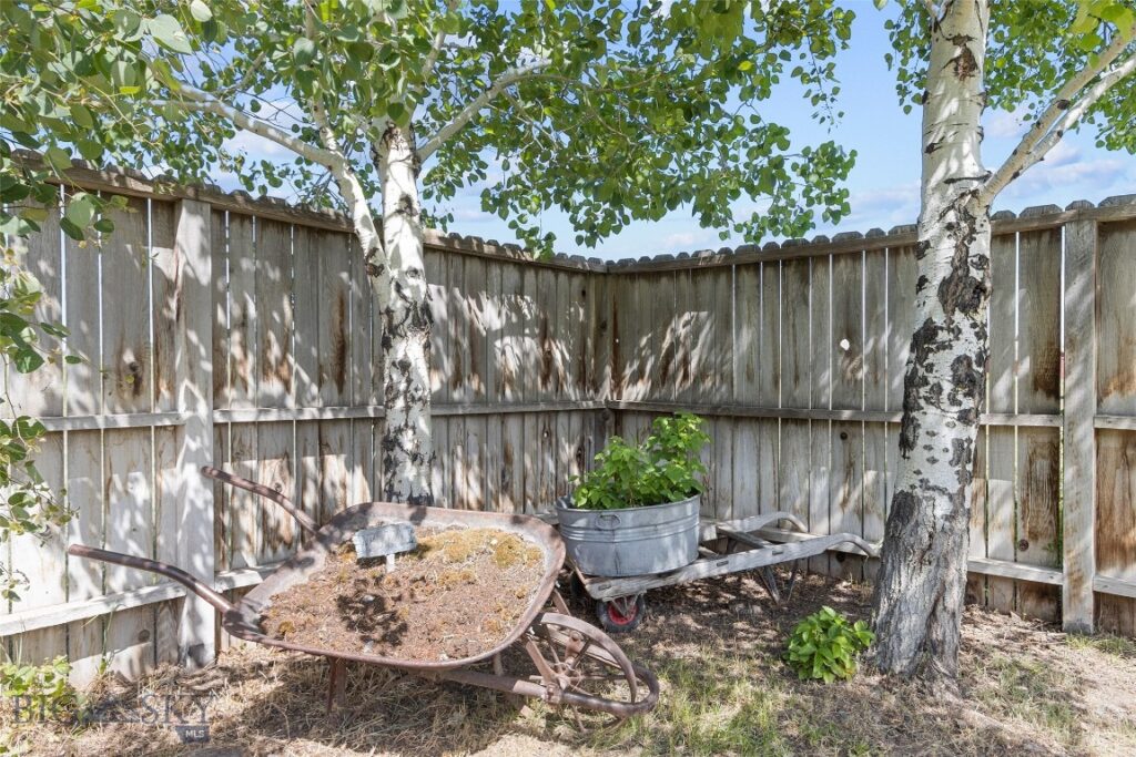 1410 Wyoming Street, Belgrade MT 59714