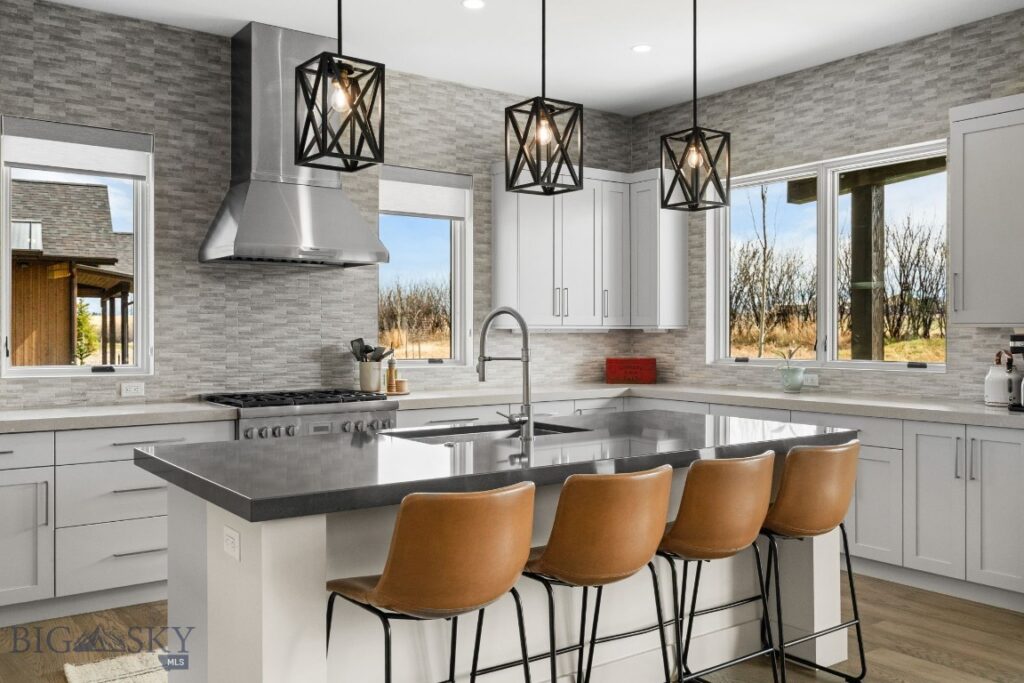 96 Defender Lane, Bozeman MT 59718