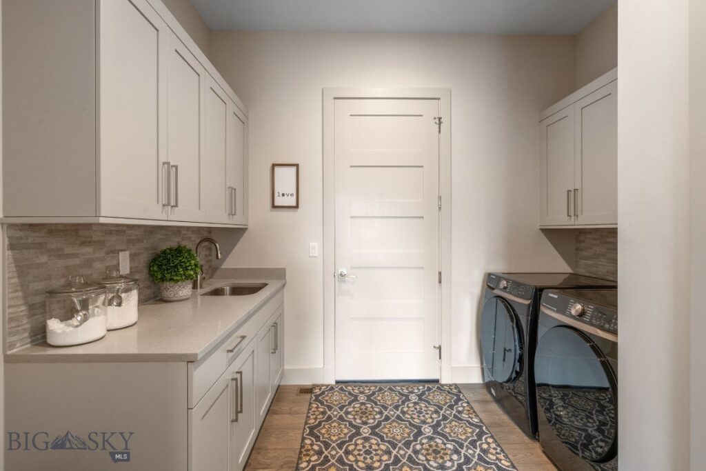 96 Defender Lane, Bozeman MT 59718