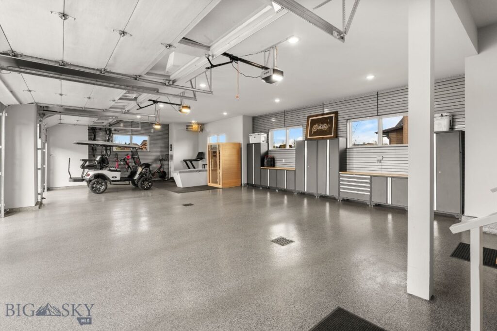 96 Defender Lane, Bozeman MT 59718