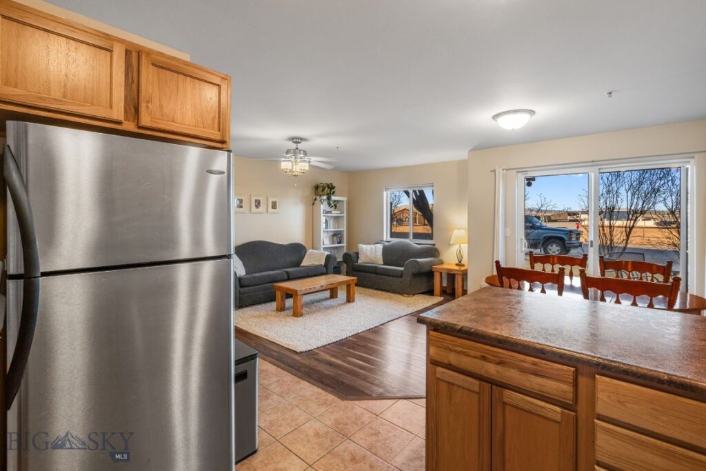 1008 Cruiser Lane, Belgrade MT 59714