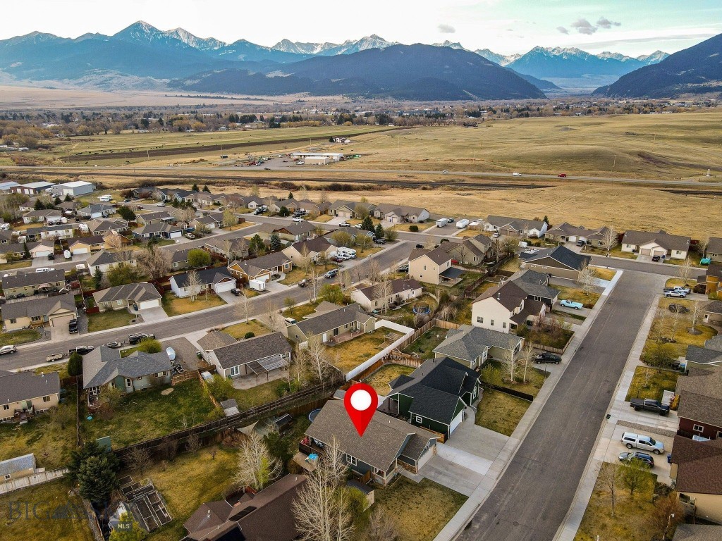 712 Quasar Lane, Livingston MT 59047