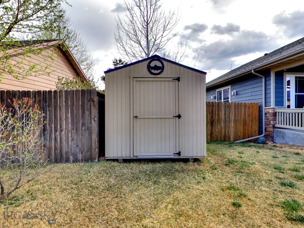 712 Quasar Lane, Livingston MT 59047