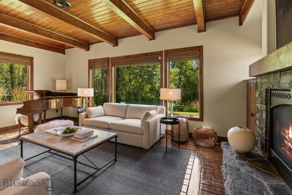 101 Milky Way Drive, Bozeman MT 59718