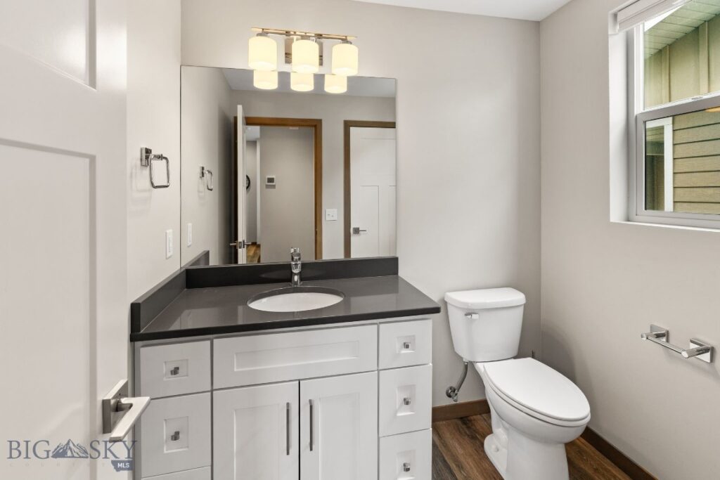 1041 N 12th Avenue, Bozeman MT 59715