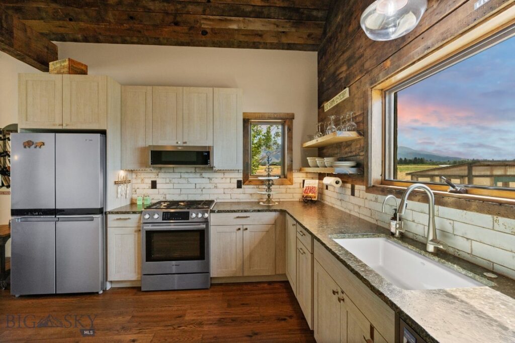 4186 Stimson Lane, Belgrade MT 59714