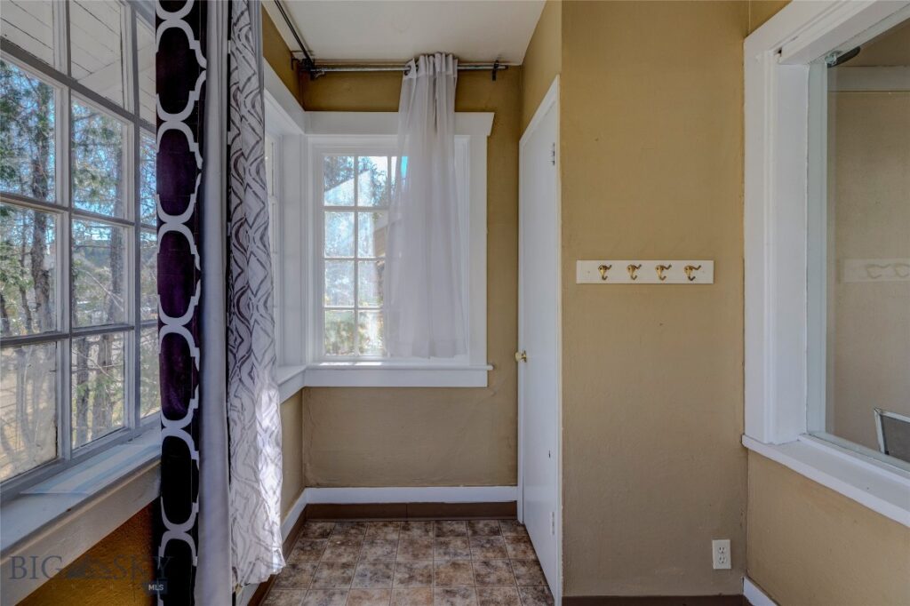 327 & 329 N 2nd Street, Livingston MT 59047