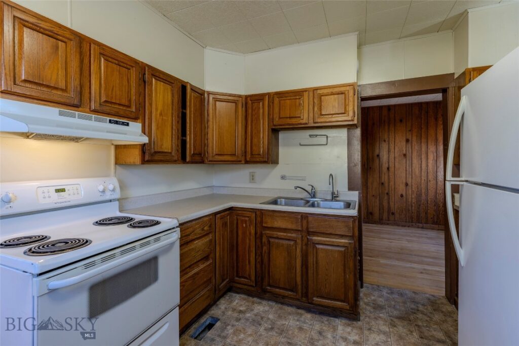 327 & 329 N 2nd Street, Livingston MT 59047