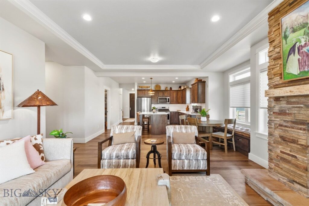 897 White Horse Loop, Bozeman MT 59718