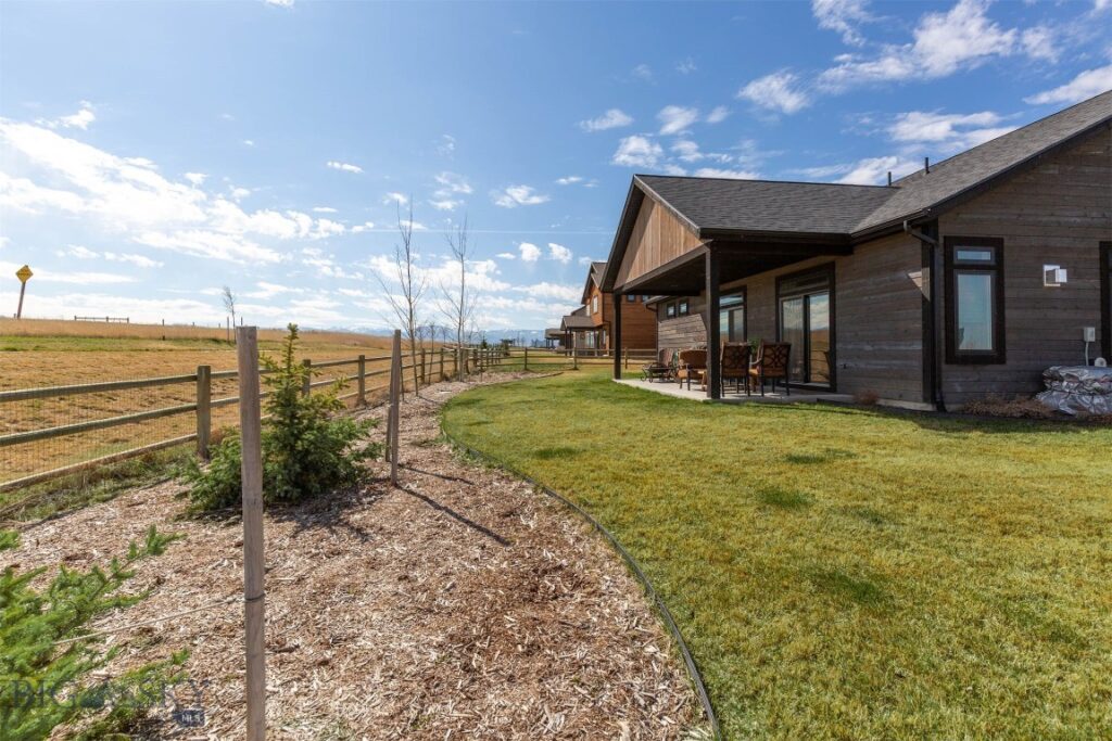 897 White Horse Loop, Bozeman MT 59718