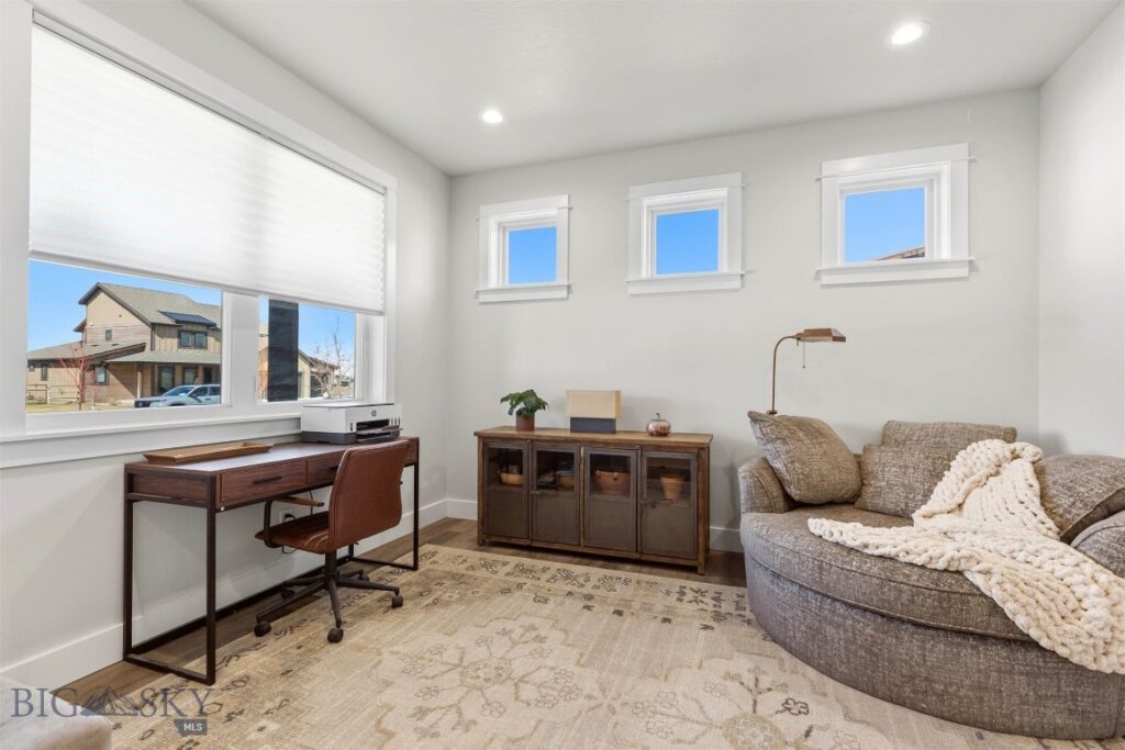 897 White Horse Loop, Bozeman MT 59718