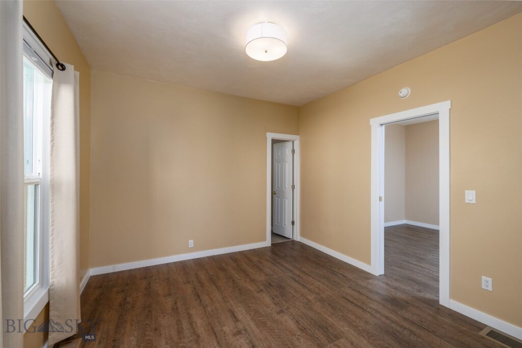 421 N C Street, Livingston MT 59047