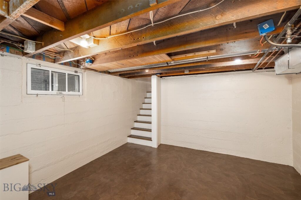 421 N C Street, Livingston MT 59047