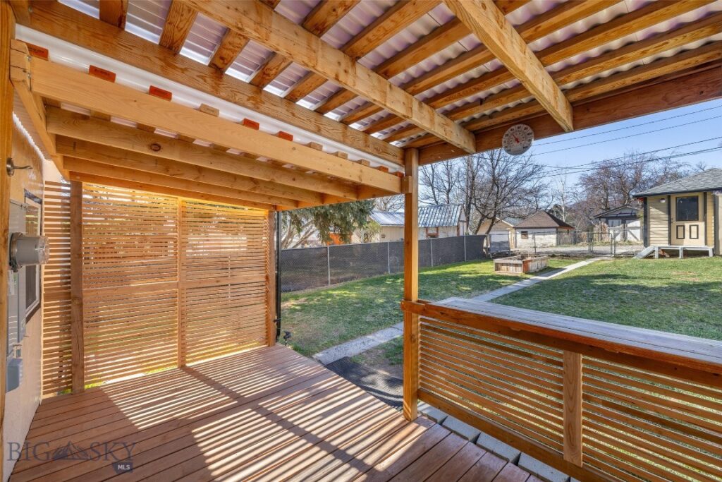 421 N C Street, Livingston MT 59047