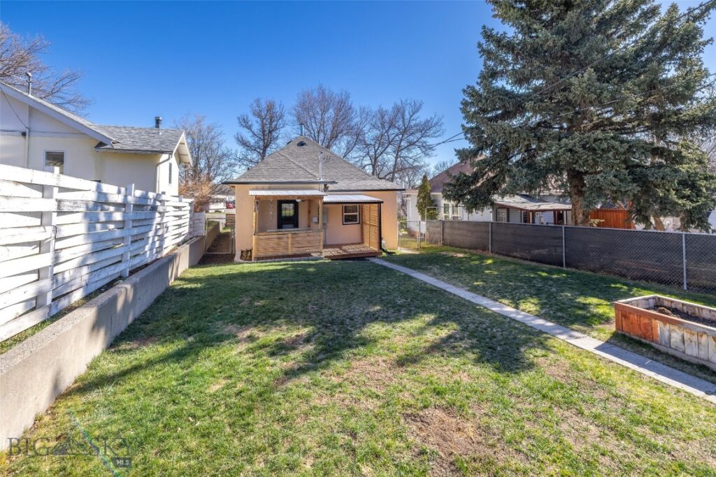 421 N C Street, Livingston MT 59047