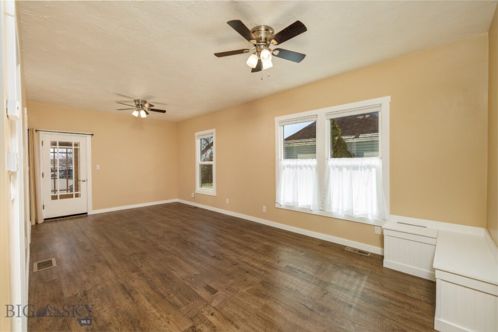 421 N C Street, Livingston MT 59047