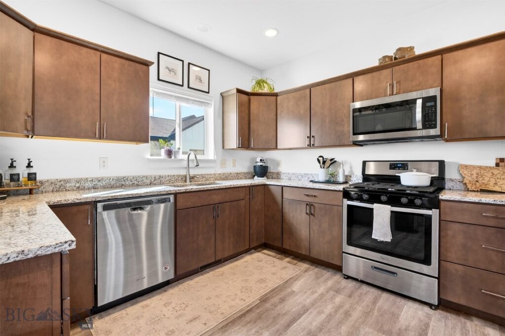 1306 Scooter Lane, Belgrade MT 59714