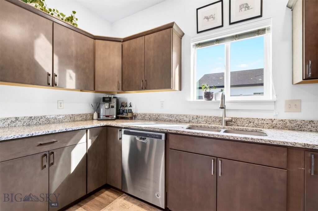 1306 Scooter Lane, Belgrade MT 59714