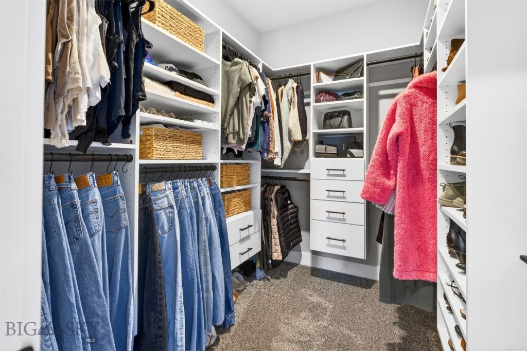 1306 Scooter Lane, Belgrade MT 59714