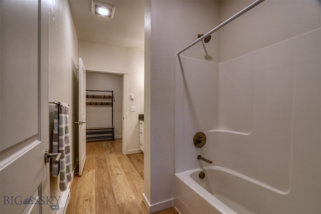 2221 Willow Drive, Livingston MT 59047