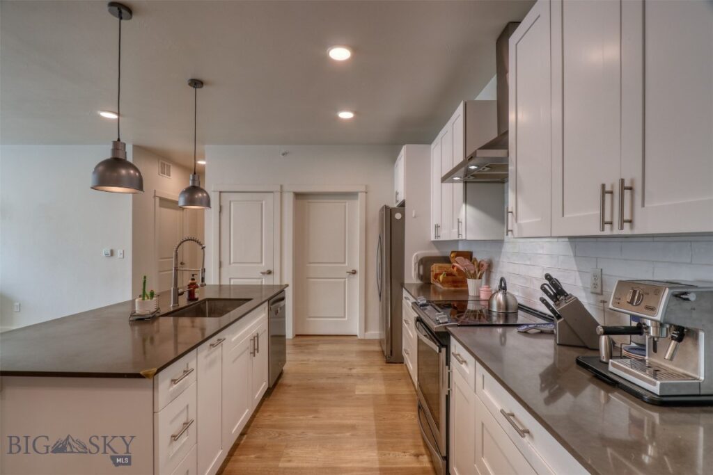 2221 Willow Drive, Livingston MT 59047