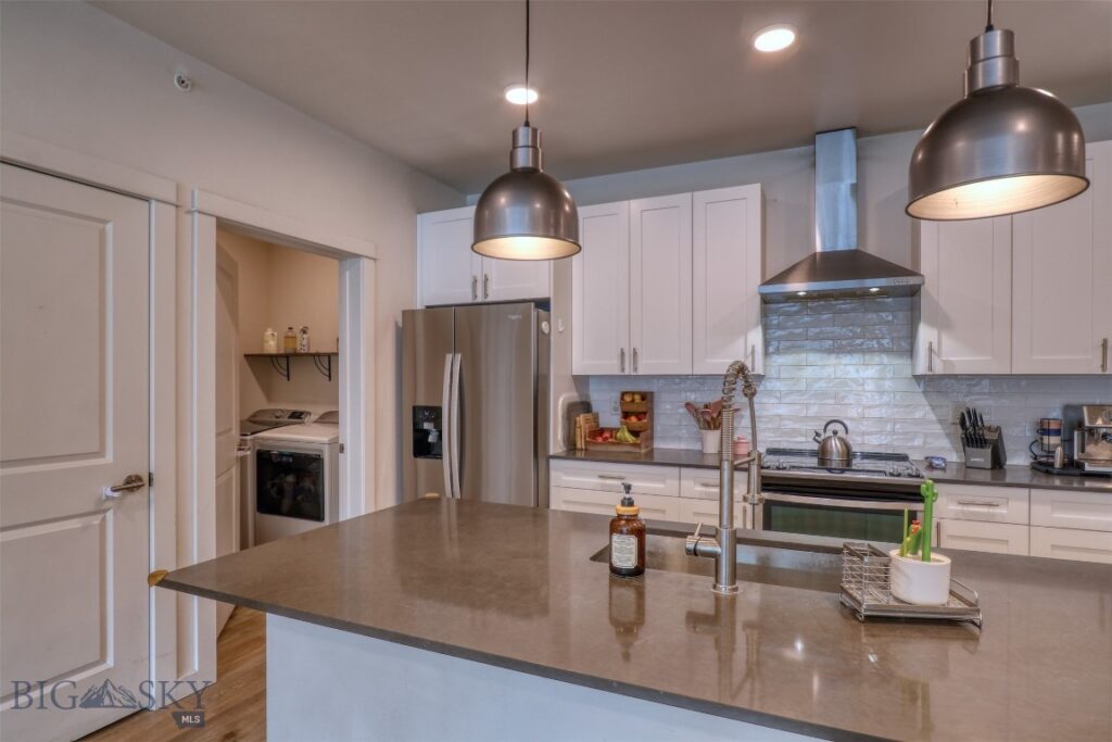 2221 Willow Drive, Livingston MT 59047