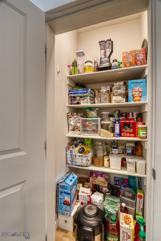 2221 Willow Drive, Livingston MT 59047