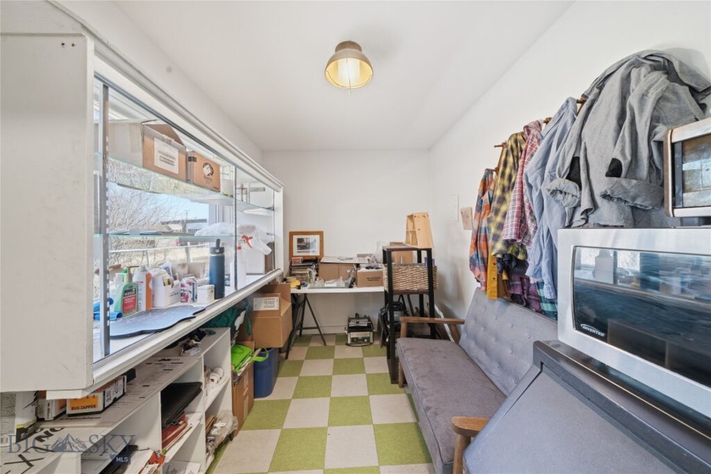 220 S Broadway Street, Belgrade MT 59714