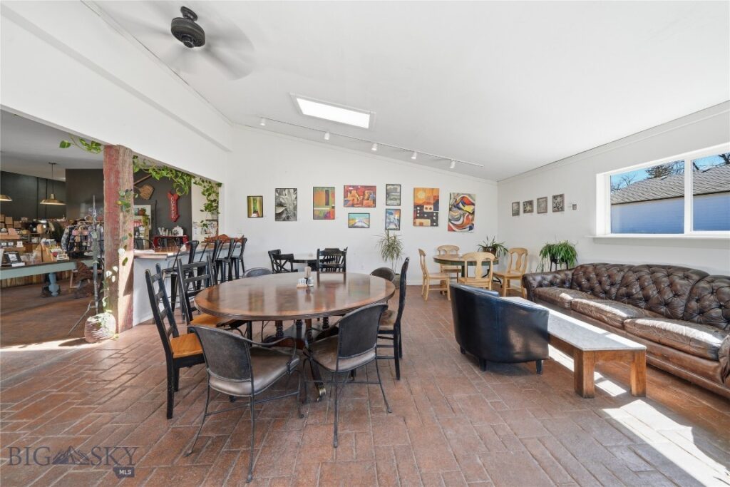 220 S Broadway Street, Belgrade MT 59714